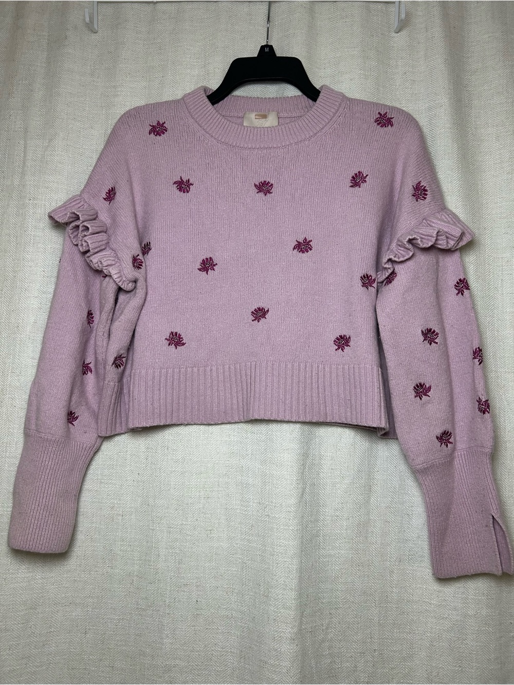 Cinq à Sept Floral Embroidered Ruffle Sweater (Size Large)